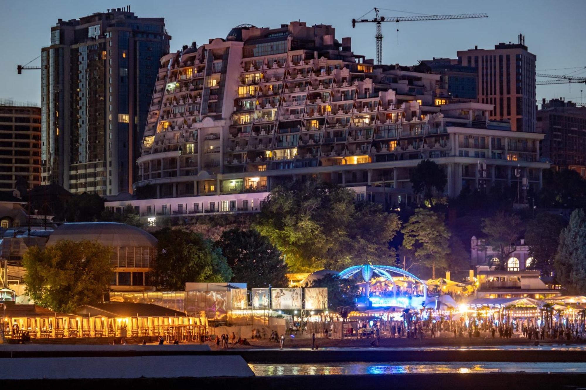 Arcadia City Apartments Одеса Екстериор снимка